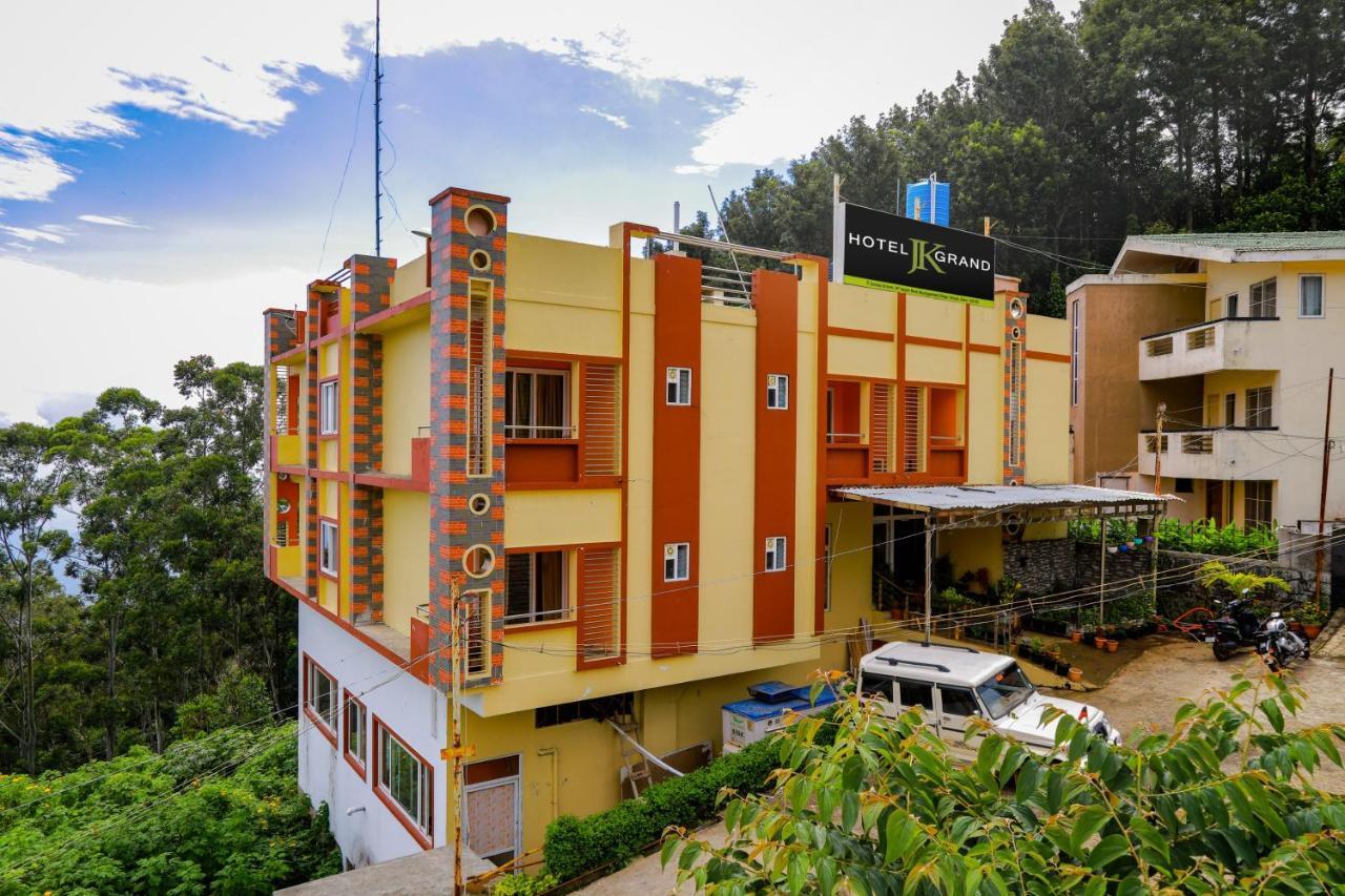 Hotel Jk Grand Йеркауд Екстериор снимка
