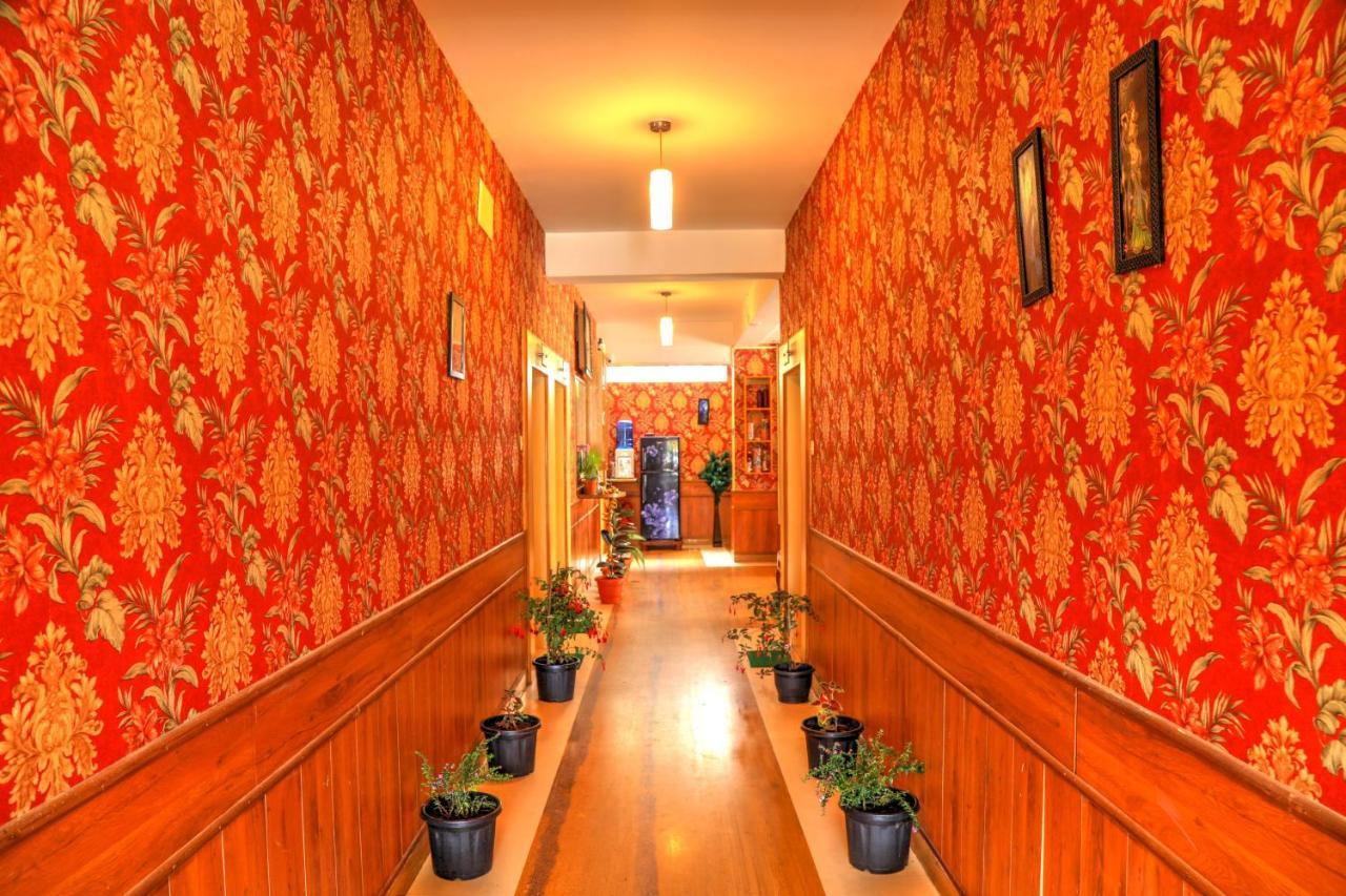 Hotel Jk Grand Йеркауд Екстериор снимка